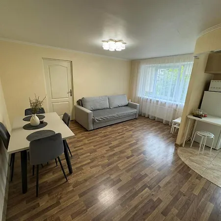 Spacious In Lägenhet Jūrkalne